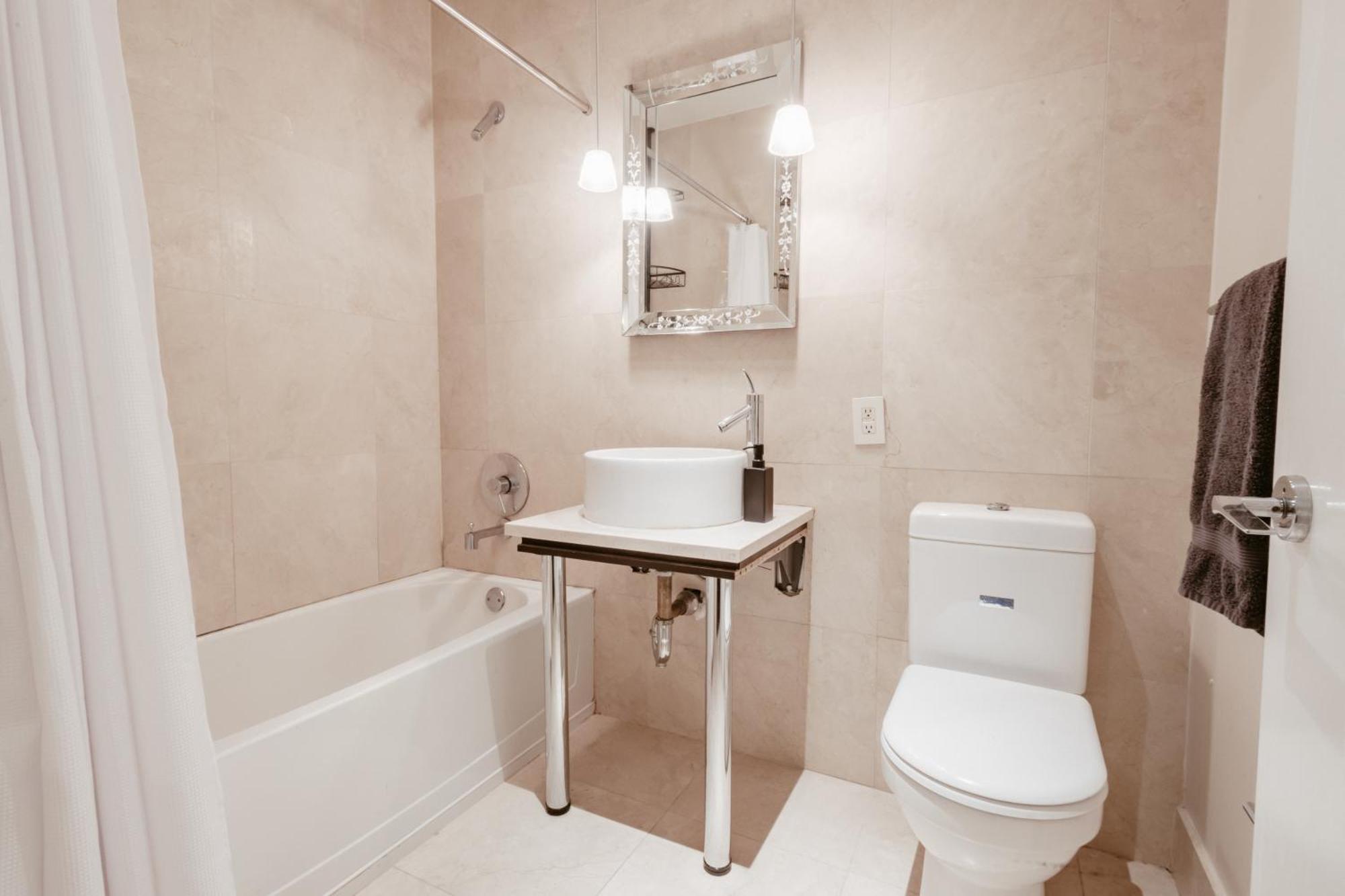Pangsapuri Outstanding & Cozy 4bdr & 2bth In Downtown Manhattan *